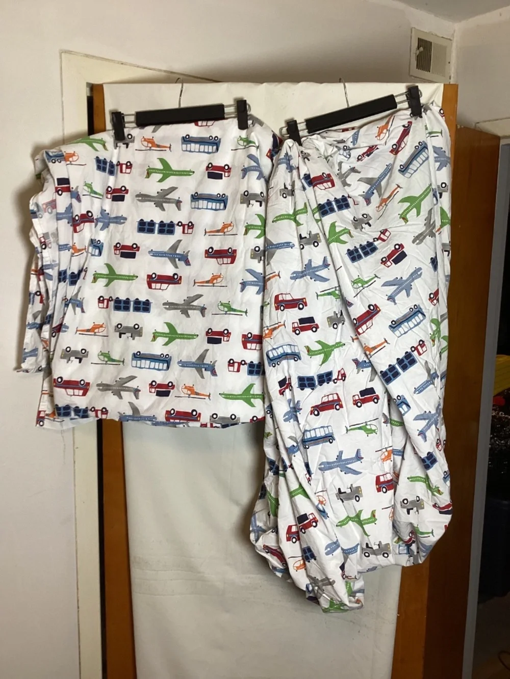 Pottery Barn Kids planes,trucks & cars printed Full/ Double sheet set
